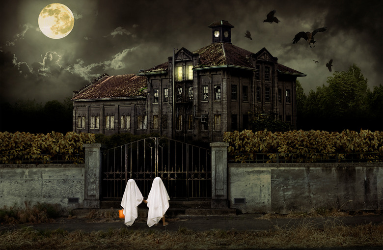Create Your Own Scary Haunted House 